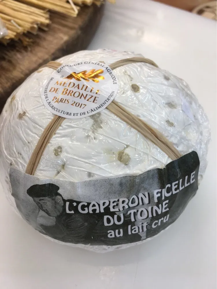 Gaperon