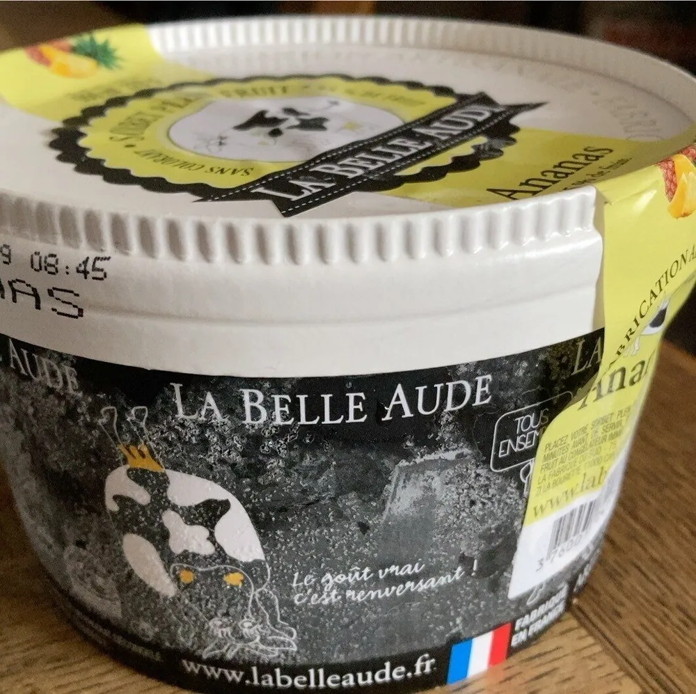 Sorbet plein fruit ananas