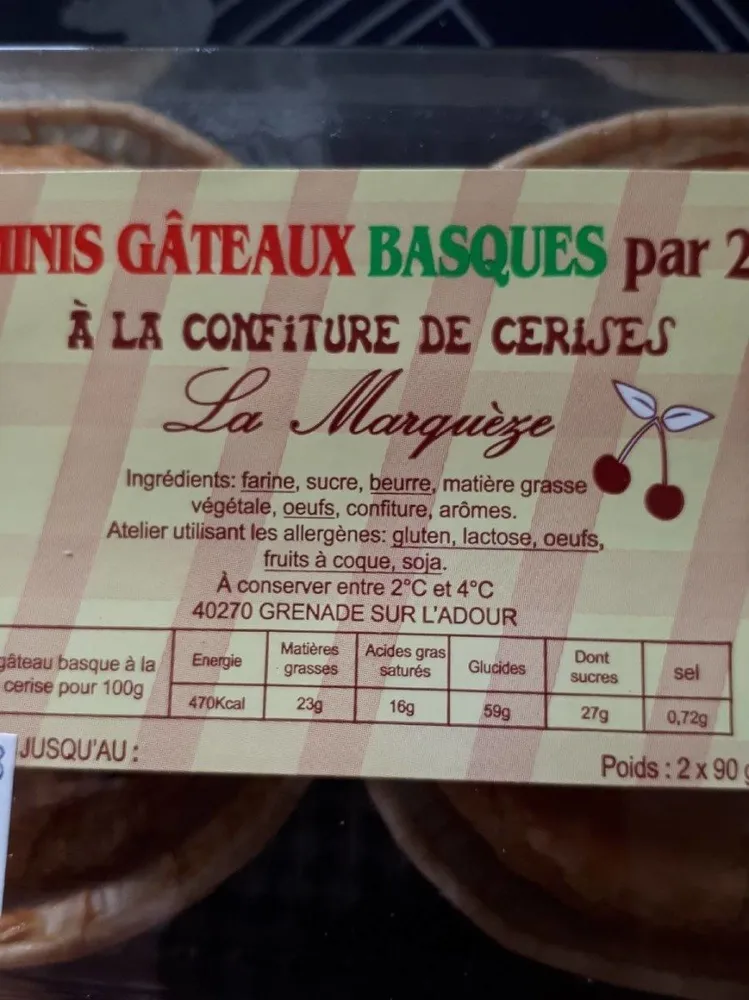 Mini gâteau basque à la cerise