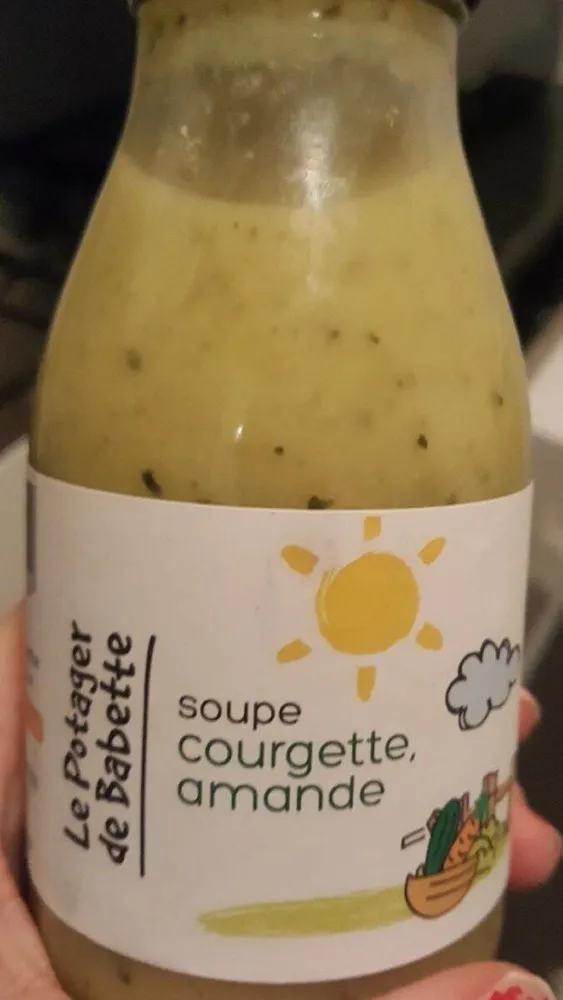Soupe courgette amande