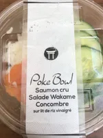 Poke bowl saumon cru salade wakame concombre