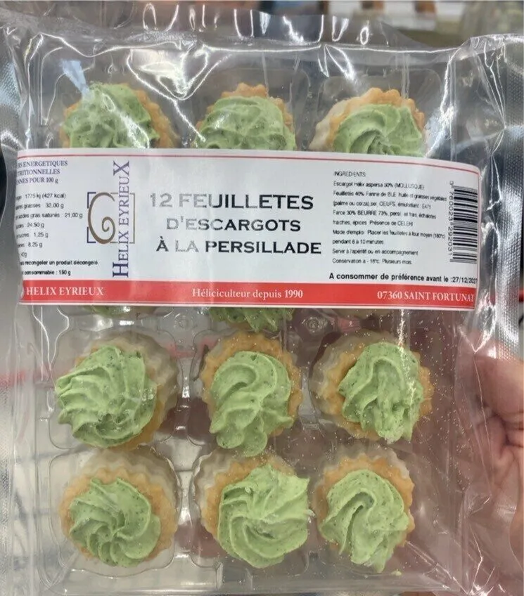 12 feuilletés d’escargots a la persillade