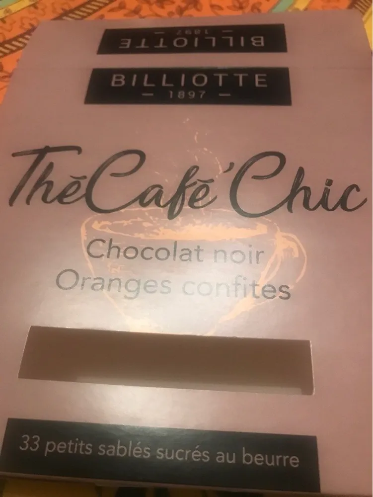 The cafe chic