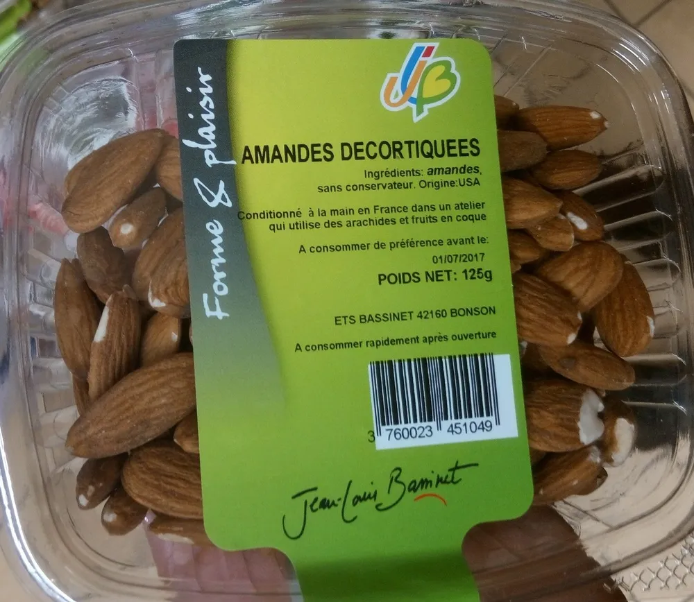 Amandes décortiquées