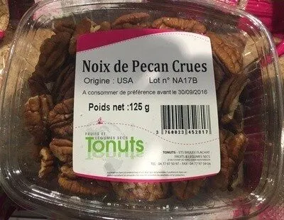 Noix de pécan crues