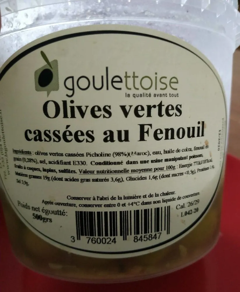 Olives vertes cassées au fenouil