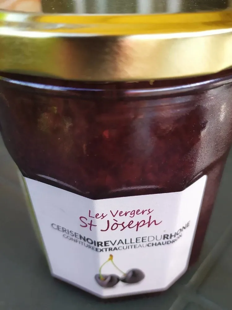 Confiture de cerises noires