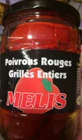 Poivrons rouges grilles entiers