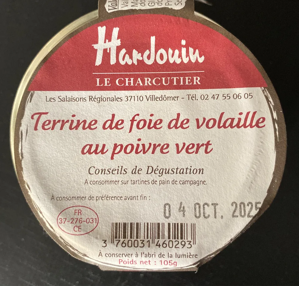 Terrine de foie de volaille au poivre vert.