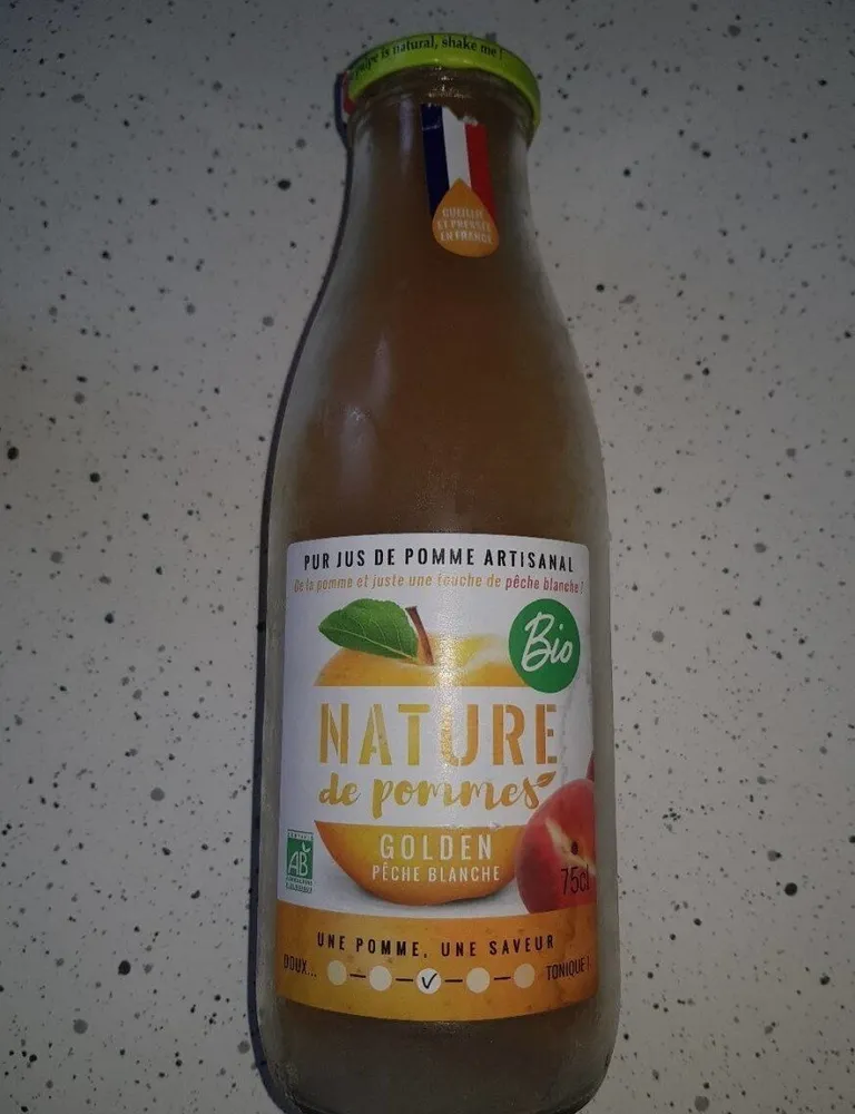 Nature de pommes bio Golden pêche Blanche