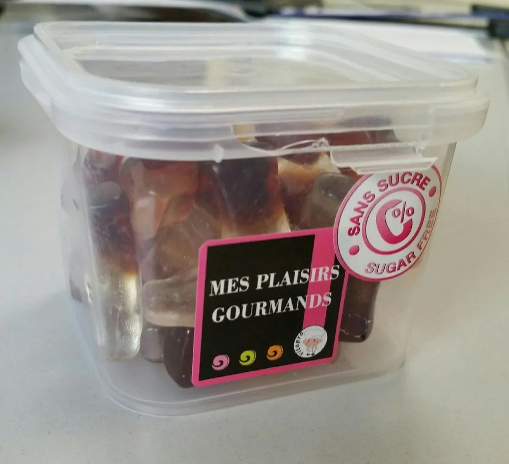 Bouteilles de coca gélifiés sans sucre