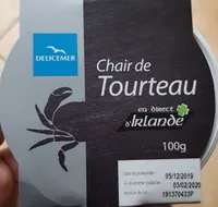 Morceaux de chair de crabe tourteau, pattes, pinces et corps pasteurisés décongelés