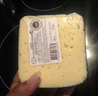 Tomme des pyrenees