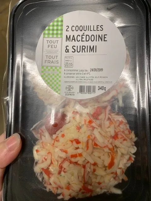 2 coquilles macédoine et surimi