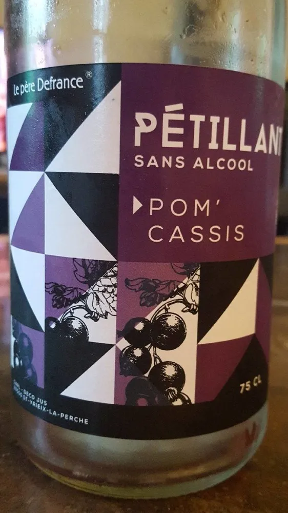 Pétillant sans alcool pom'cassis