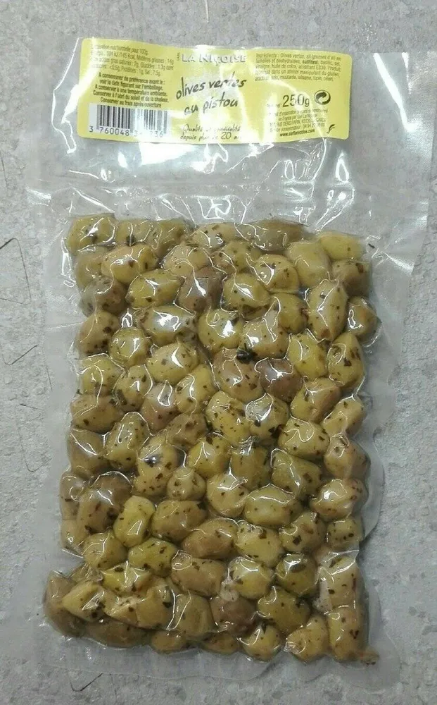 Olive vertes au pistou