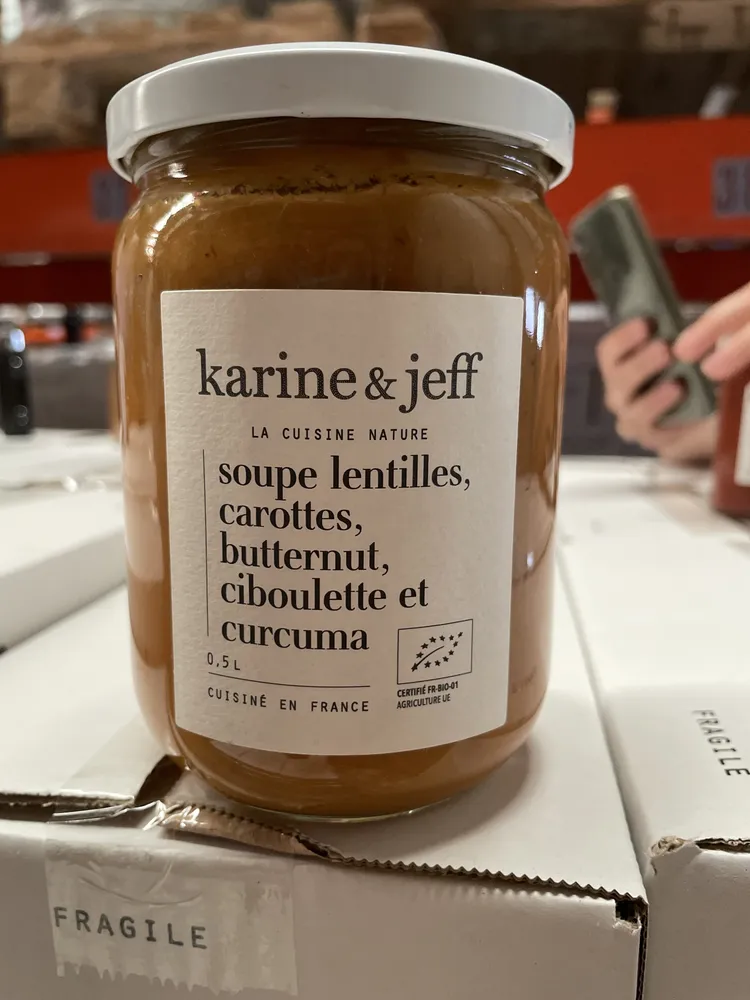 Soupe lentilles, carottes, butternut, ciboulette et curcuma