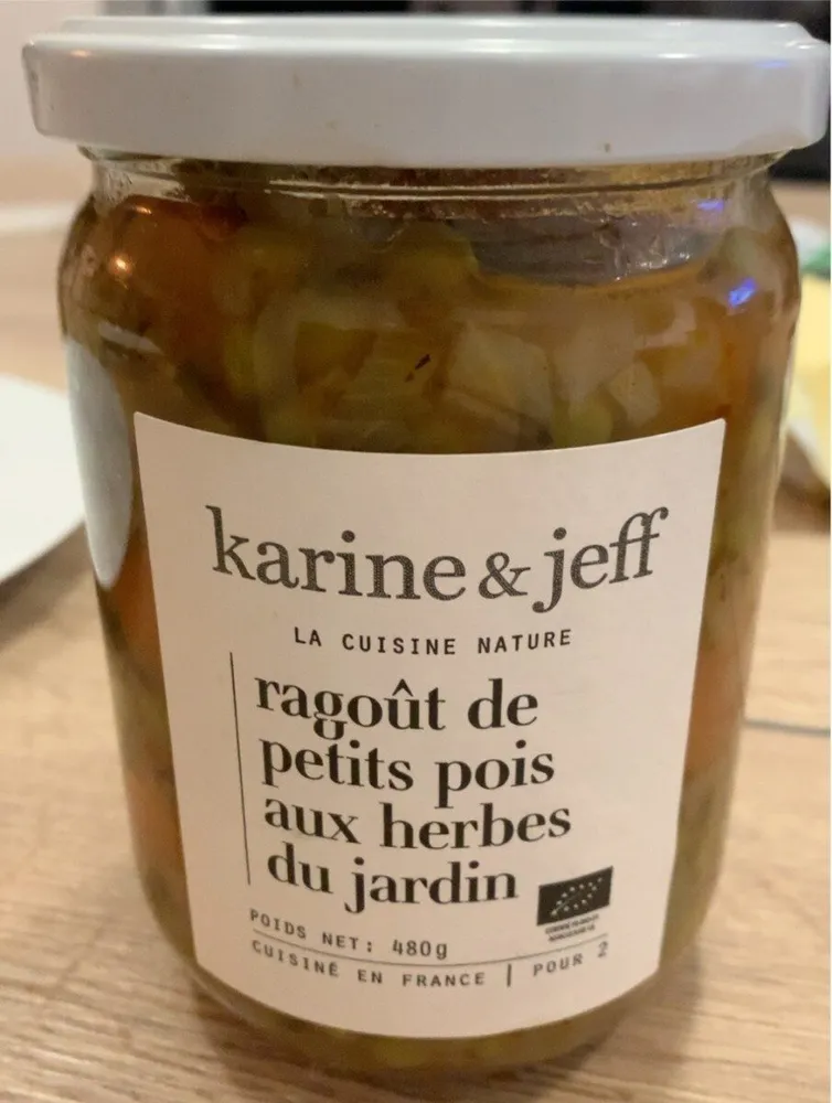 Ragout de petits pois aux herbes du jardin