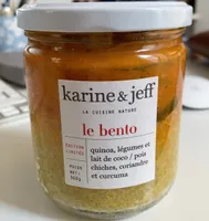 Le bento quinoa, légumes et lait de coco, pois chiches, coriandre et curcuma