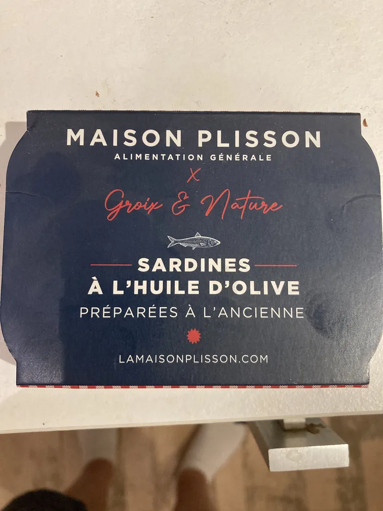 SARDINES À L'HUILE D'OLIVE PRÉPARÉES À L'ANCIENNE