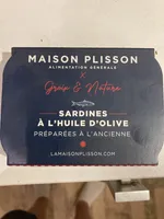 SARDINES À L'HUILE D'OLIVE PRÉPARÉES À L'ANCIENNE