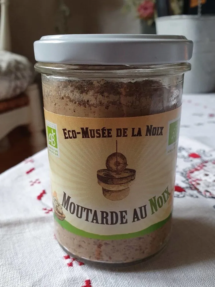 Moutarde aux noix