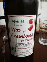 Apéritif à base de vin et de framboise