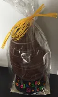 Moulage de chocolat au lait decoré