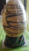 Moulage de chocolat blanc décoré