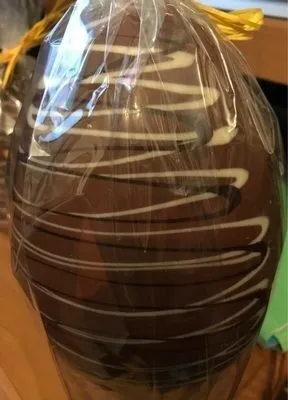 Moulage de chocolat au lait décoré