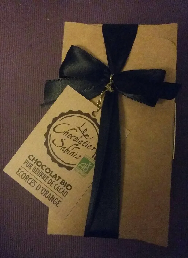Ecorces d'orange confites enrobées de chocolat noir BIO