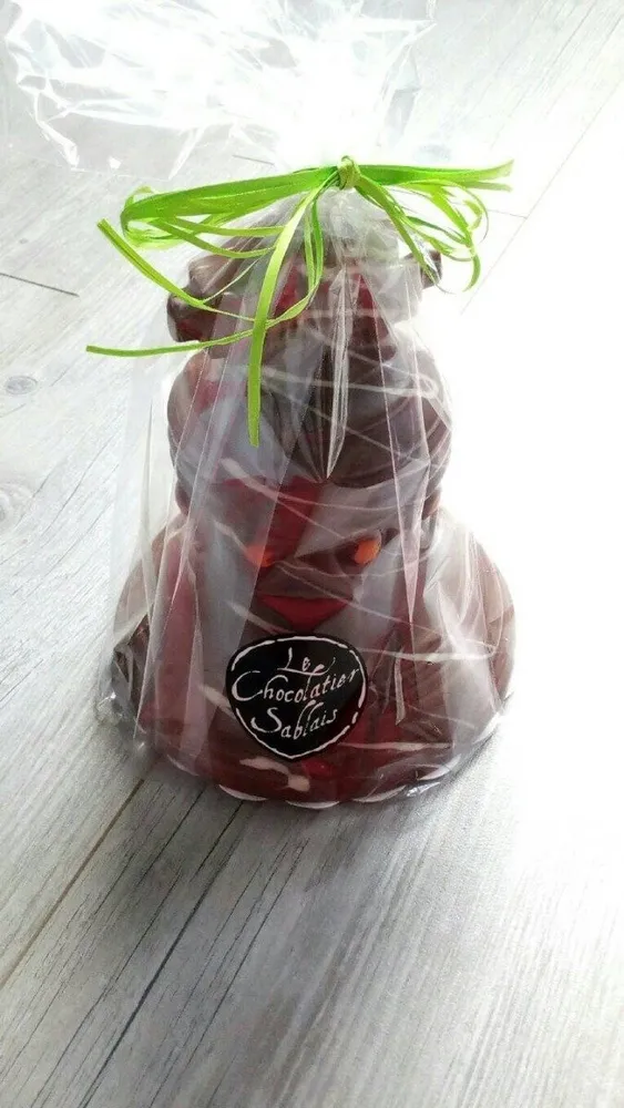 Moulage de chocolat  au lait décoré