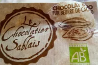 Assortiment de moulage en chocolat bio
