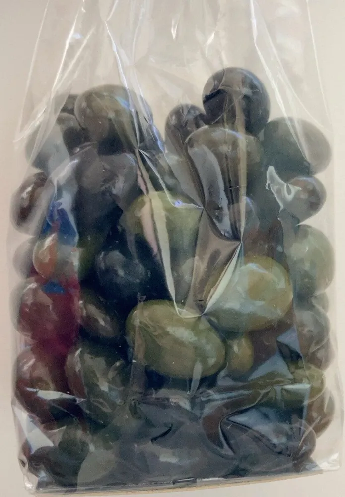 Amande enrobée chocolat "olive de Provence"