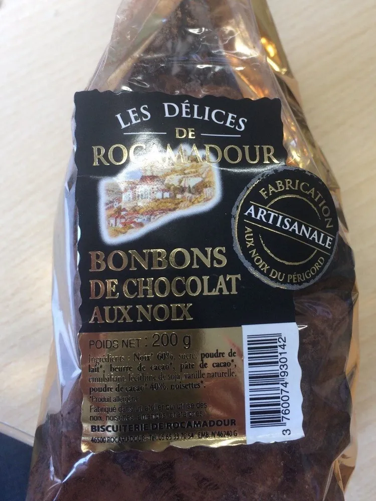 Bonbons de chocolat aux noix