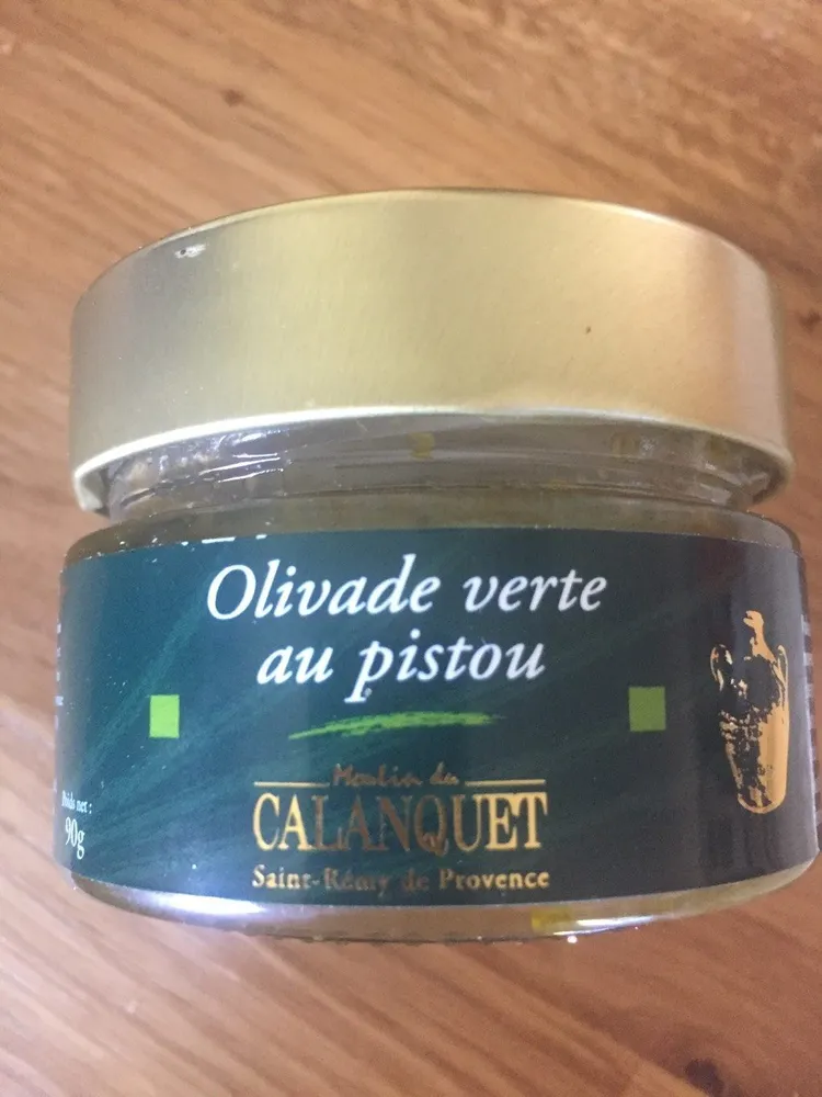 Olivade verte au pistou