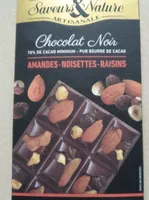 Chocolat noir amandes noisettes raisins