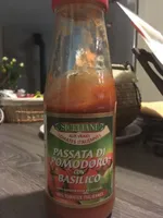Passati di pomodorio con basilico
