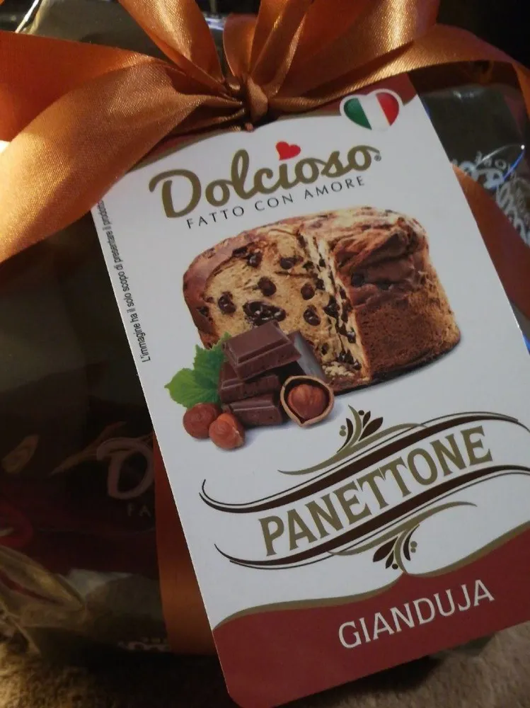 Panettone fourré a la crème de Gianduja