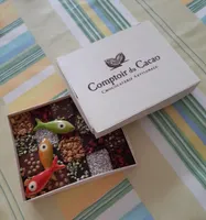 Coffret Pâques Praliné Feuilleté Noir & Lait