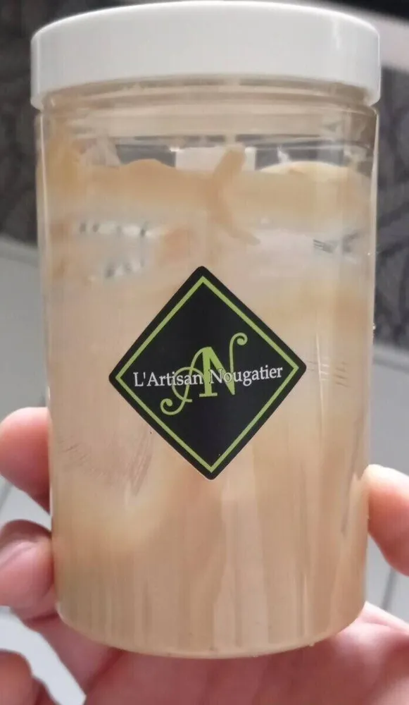 Pâte à tartiner à base de crème de nougat