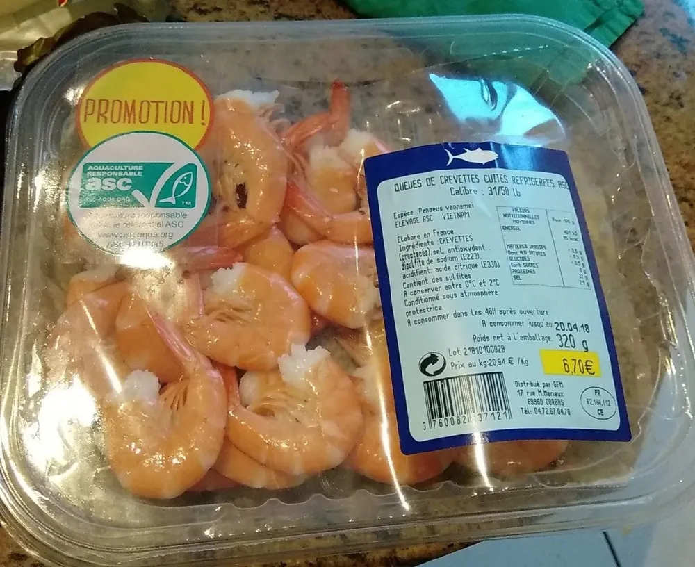 Queues de crevettes cuites réfrigérées ASC