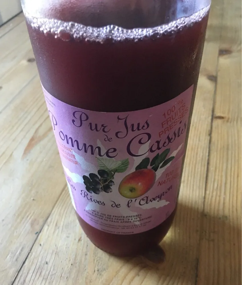 Pur jus de pomme cassis