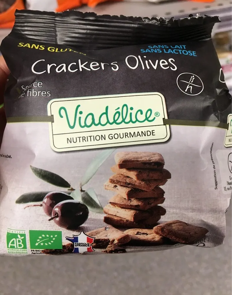 Crackers olives