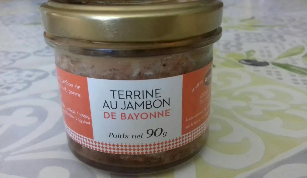 Terrine au jambon de bayonne
