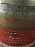 Quenelles de brochet sauce royale