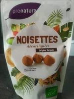 Noisettes décortiquées