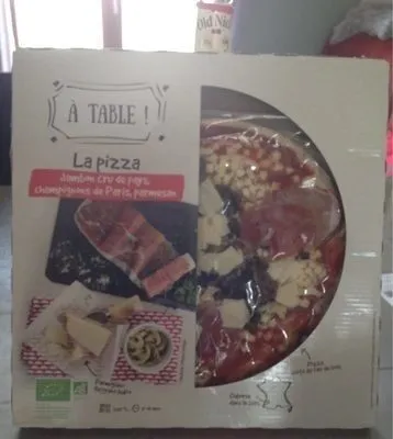 La pizza Jambon, champignons, parmesan