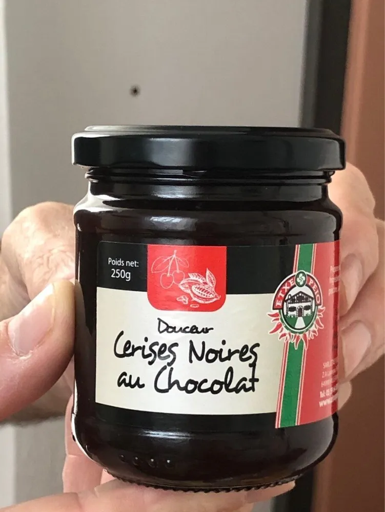 Cerises noires au chocolat