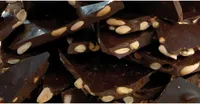 Tablette à casser chocolat noir 74% amandes